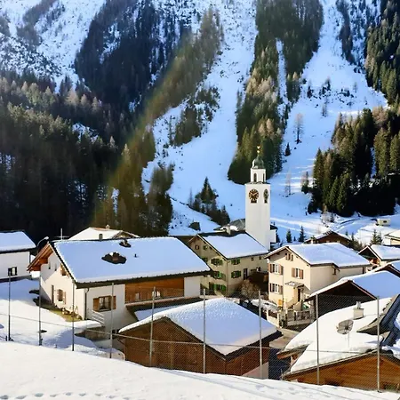 Grosszuegige Sonnige Apartment